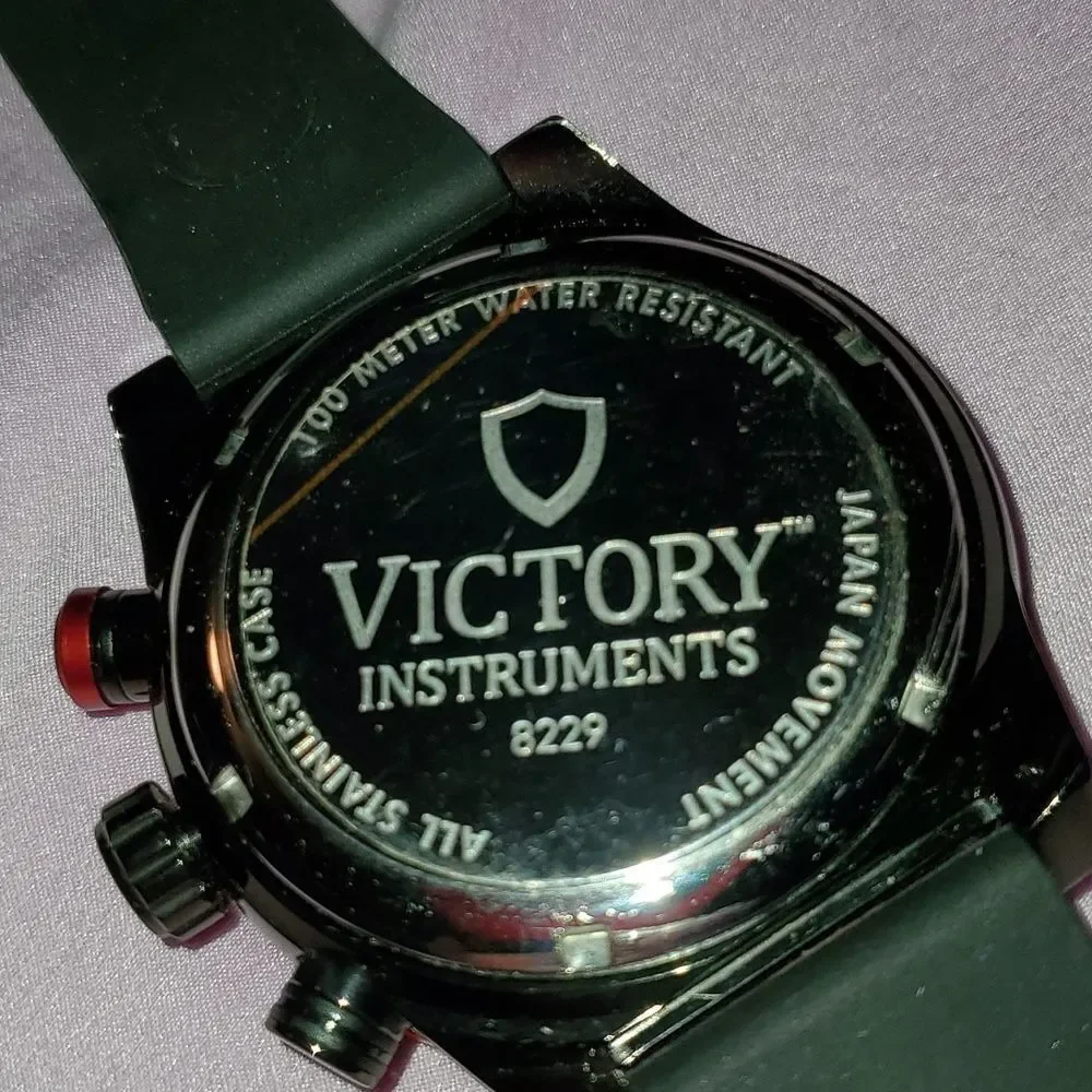 Victory Instruments‎ 8229 Chronograph Black & Red 3 Subdials Men's Large Watch